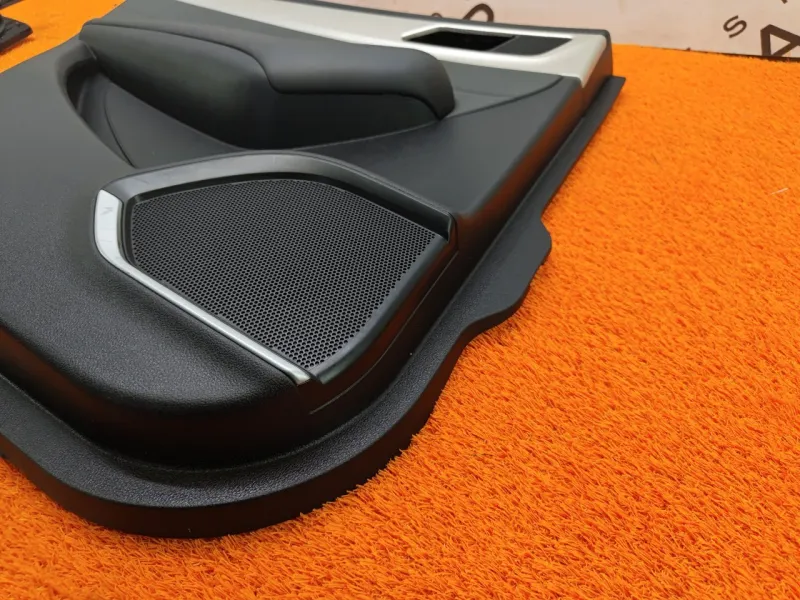 Обшивка двери