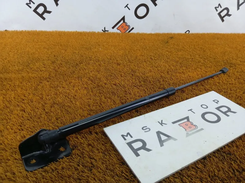 Амортизатор багажника