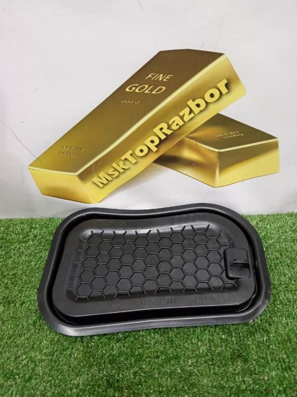 Накладка двери