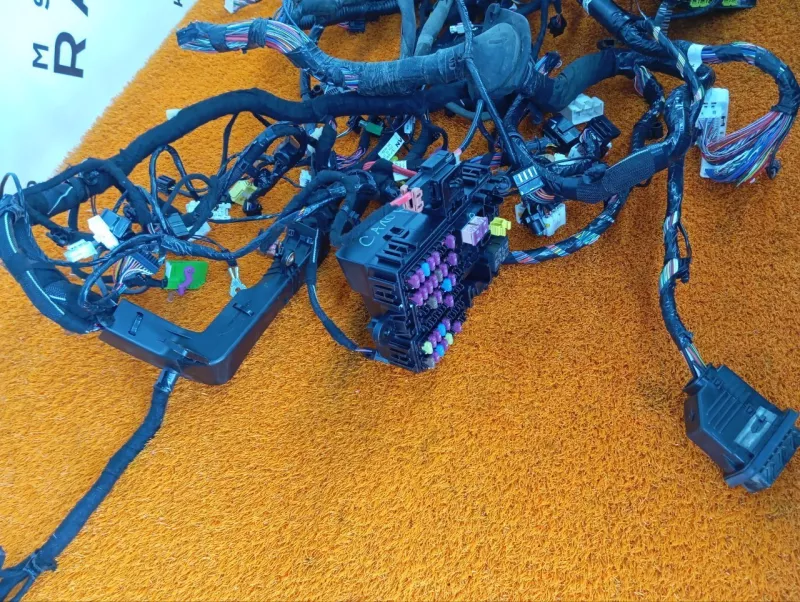 Проводка салона