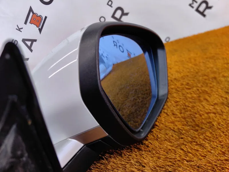 Зеркало боковое