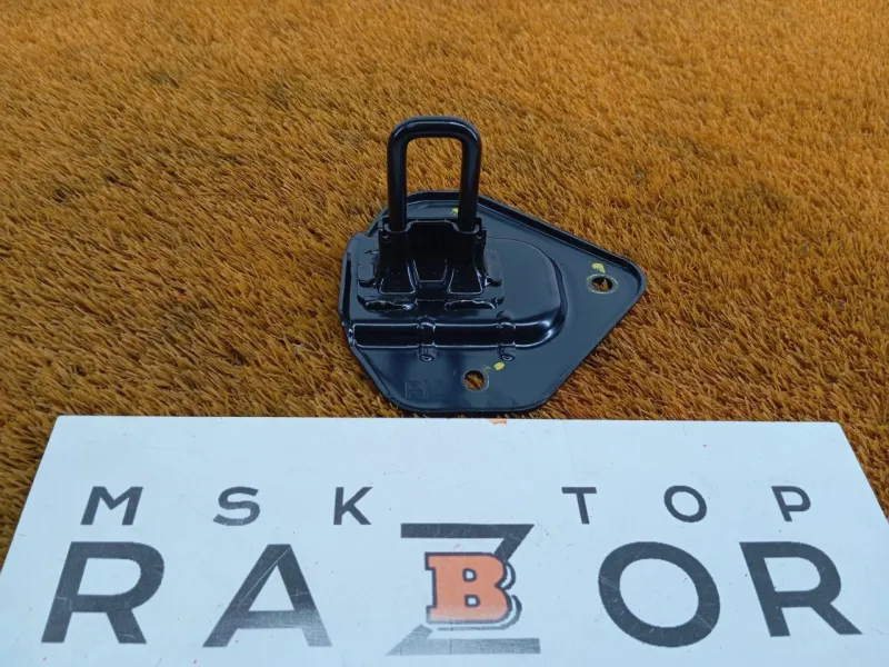 Замок спинки сиденья