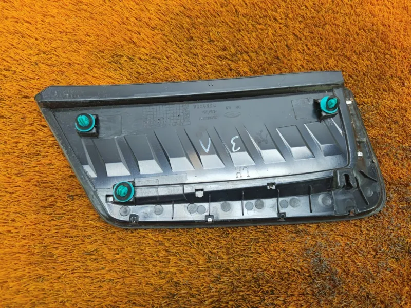 Накладка крыла