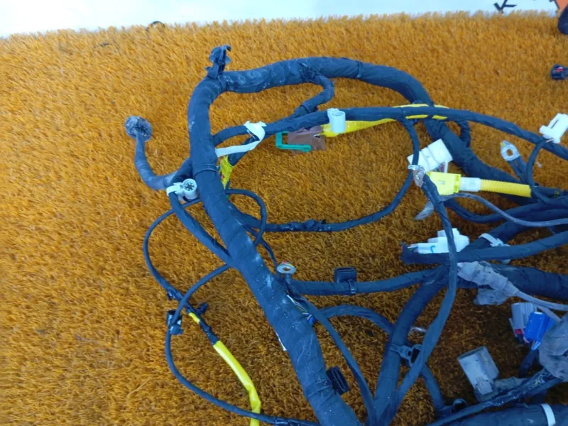 Проводка салона