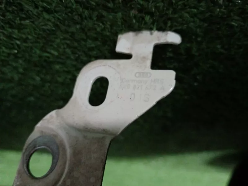 Крыло Audi A1 2012 8X0821472A 1 CAXA 47536, переднее правое