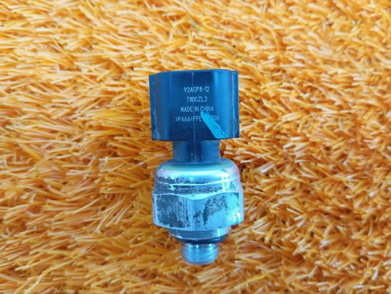 Датчик давления компрессора кондиционера