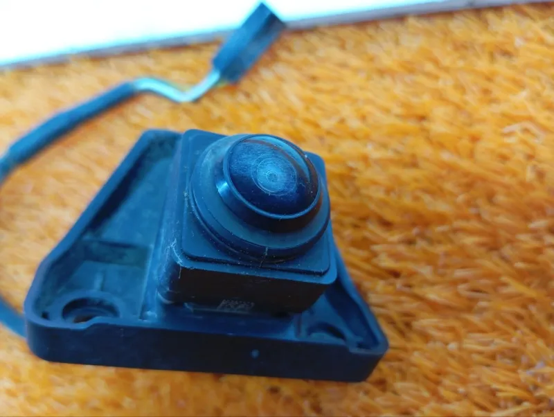 Камера передняя