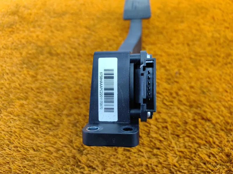 Педаль газа