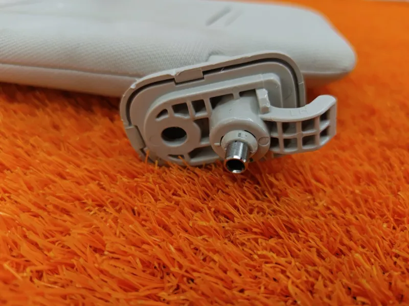 Козырек солнцезащитный