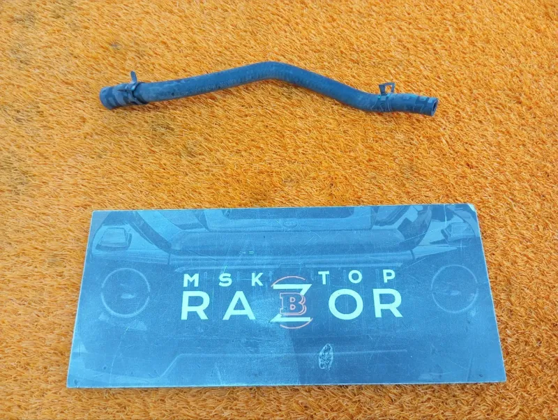 Патрубок системы охлаждения