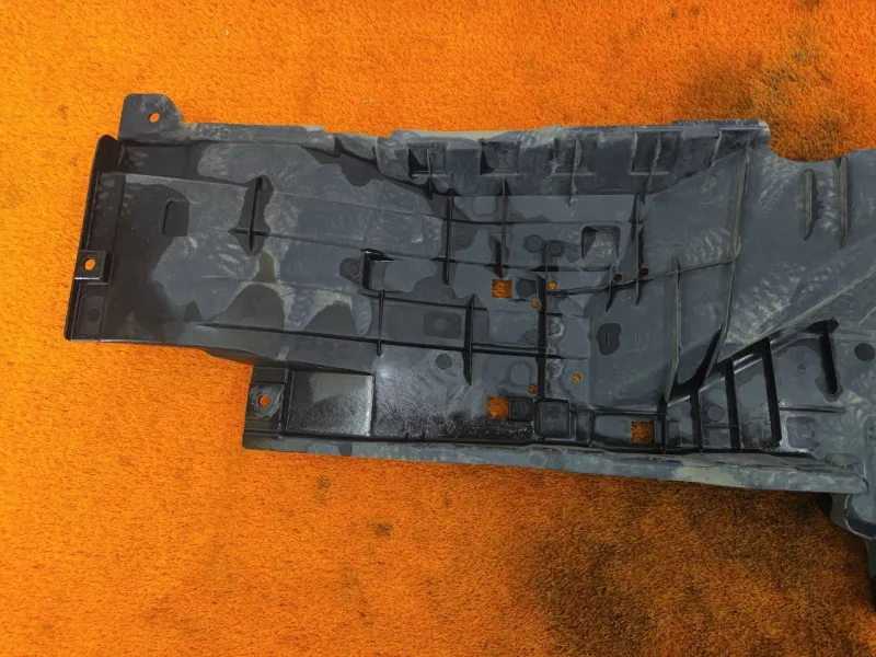 Защита днища кузова