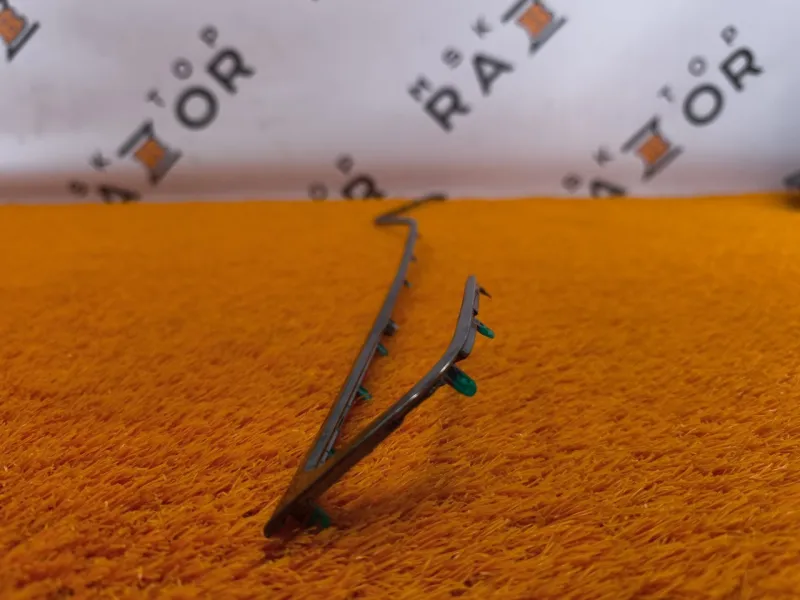 Накладка торпедо декоративная