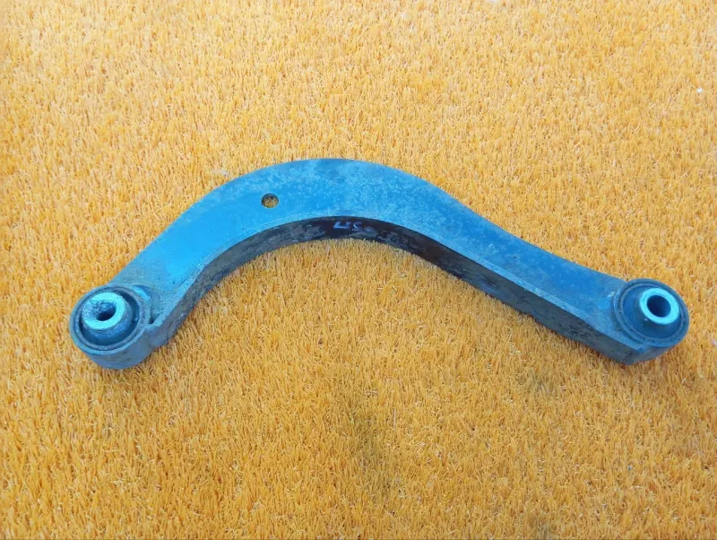 Рычаг подвески