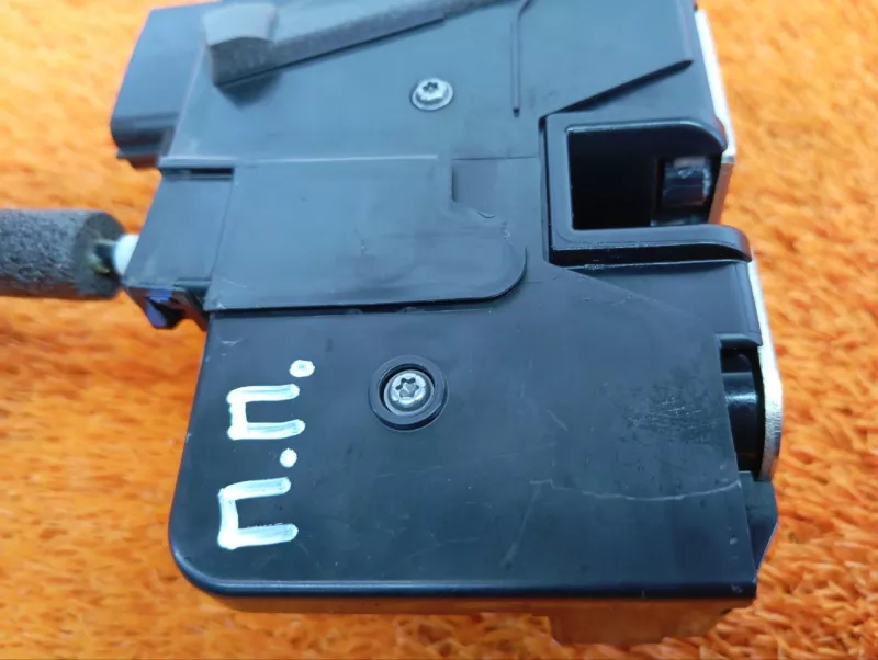 Замок двери