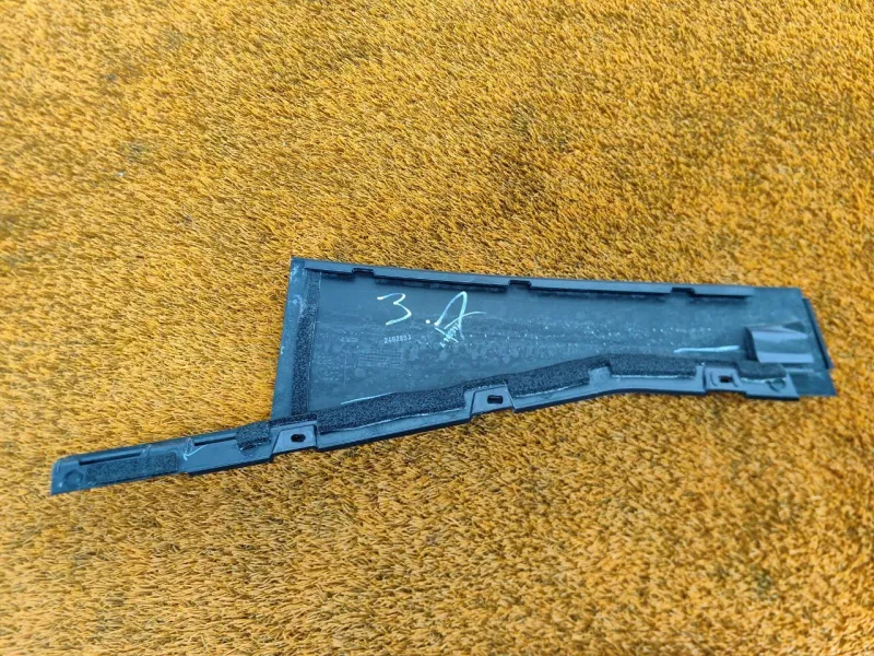 Молдинг двери