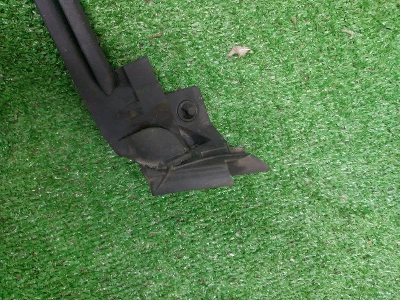 Уплотнитель стекла двери