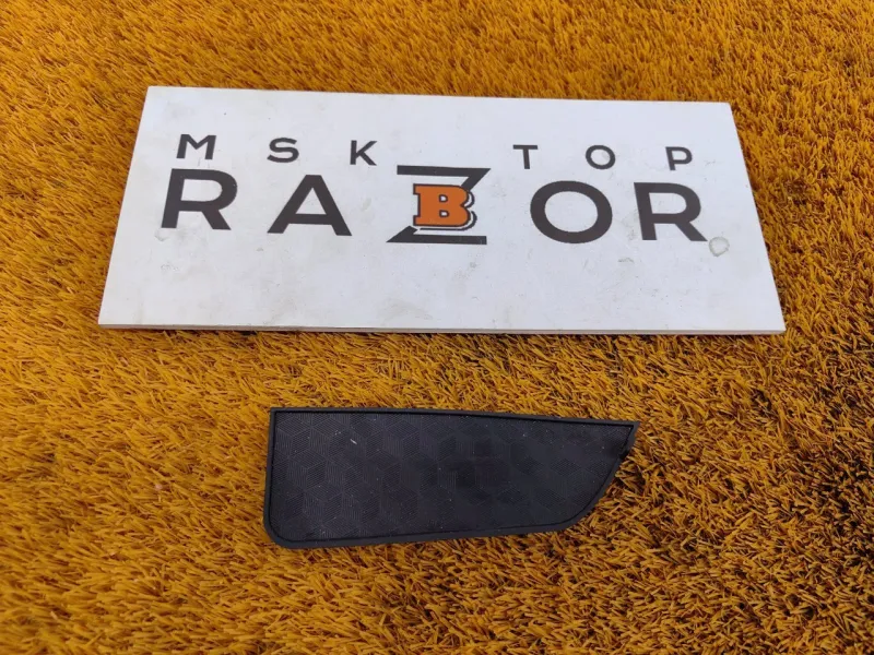 Коврик ручки двери