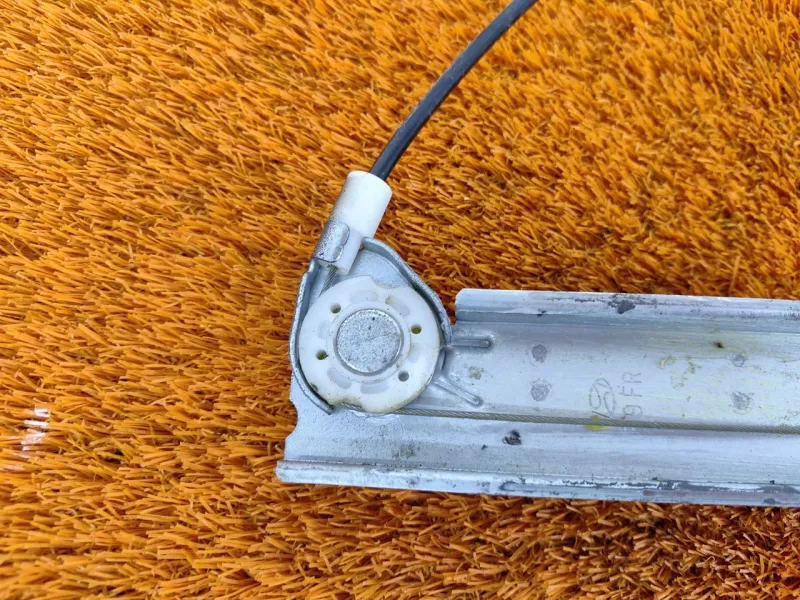 Стеклоподъемник