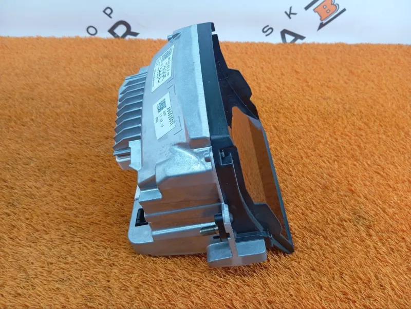 Проекция на лобовое стекло