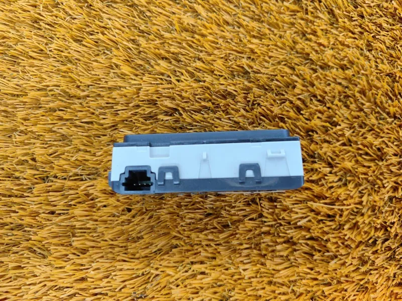 Плафон салона