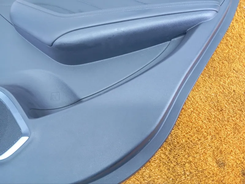 Обшивка двери