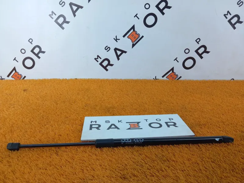 Амортизатор багажника