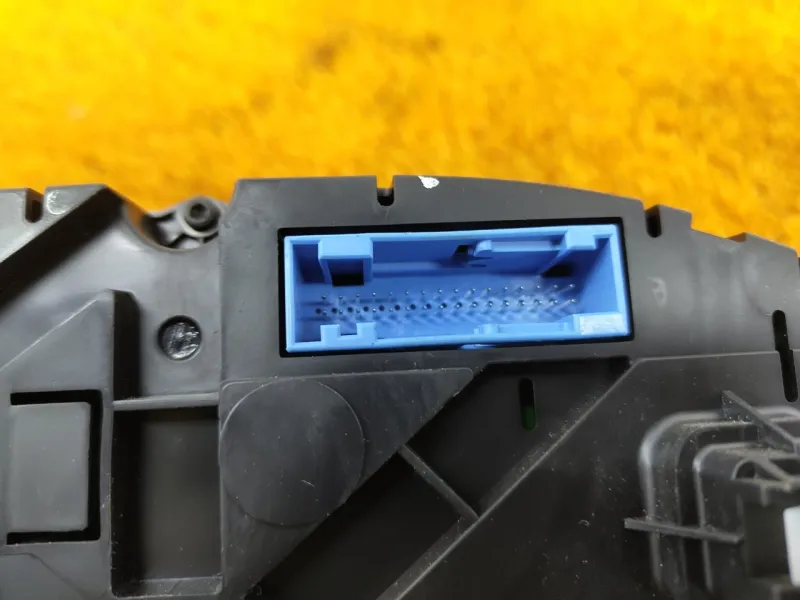 Панель приборов