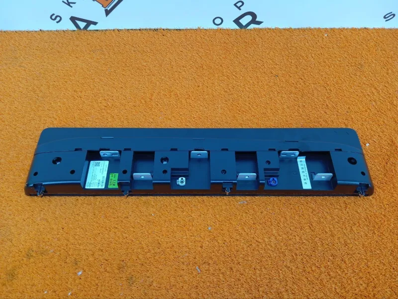 Панель приборов