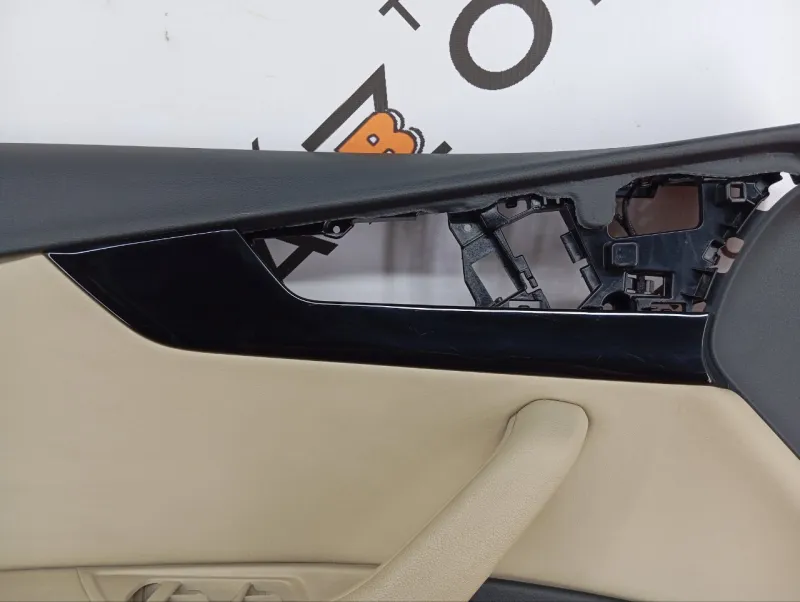 Обшивка двери