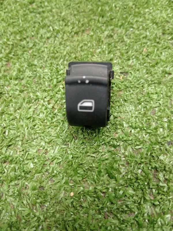 Кнопка стеклоподъемника