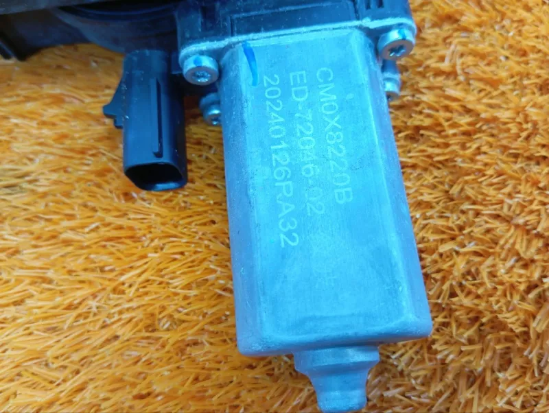 Стеклоподъемник