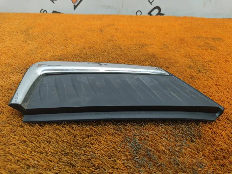 Накладка крыла