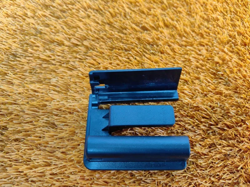 Заглушка полозьев сиденья