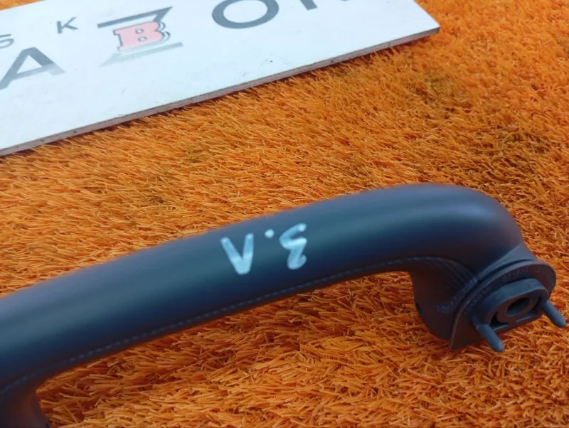 Ручка потолка