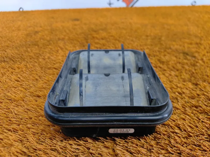 Решетка вентиляционная