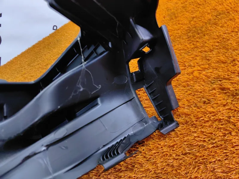 Накладка на порог салона