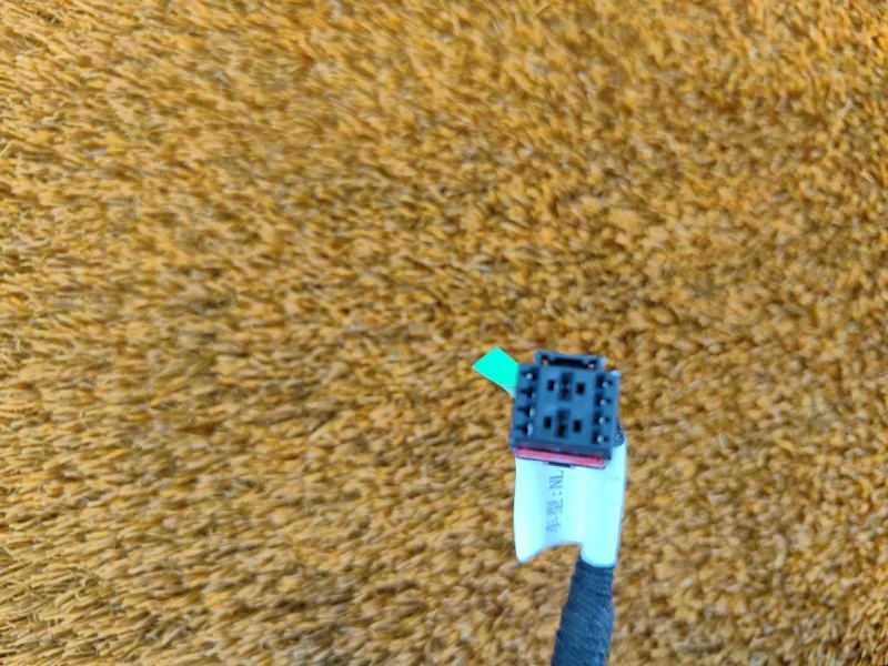 Амортизатор багажника