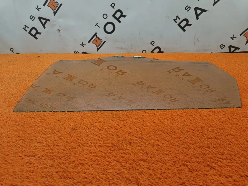 Стекло двери