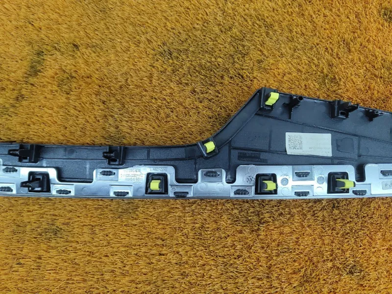 Накладка двери