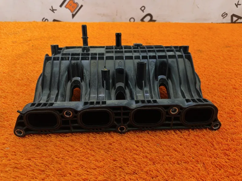 Коллектор впускной