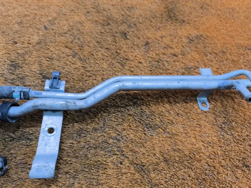 Трубка системы охлаждения