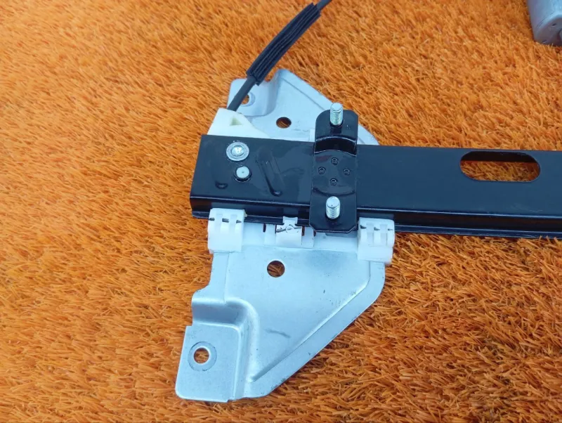 Стеклоподъемник