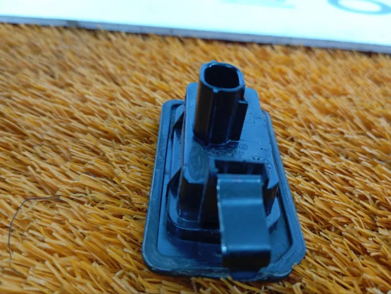 Фонарь подсветки номера