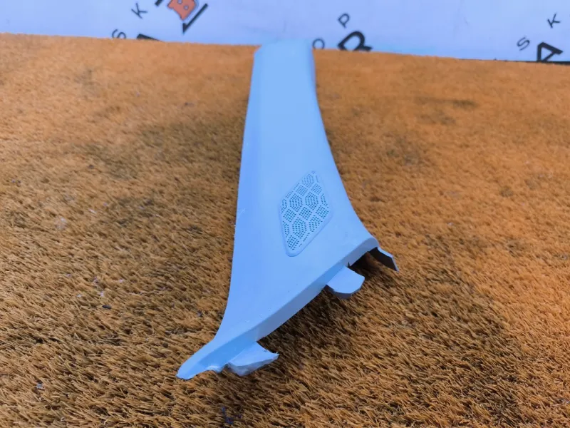 Накладка на стойку кузова