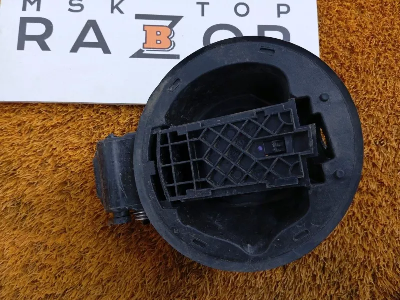 Лючок Бензобака