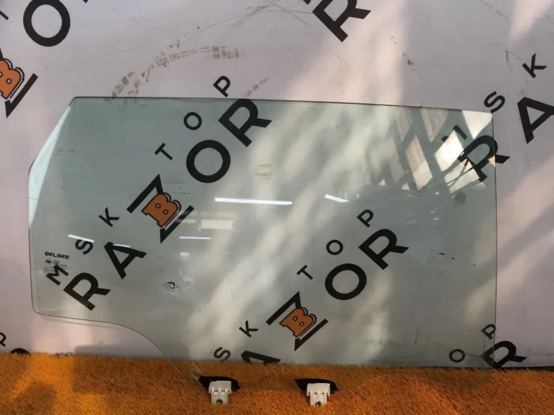 Стекло двери