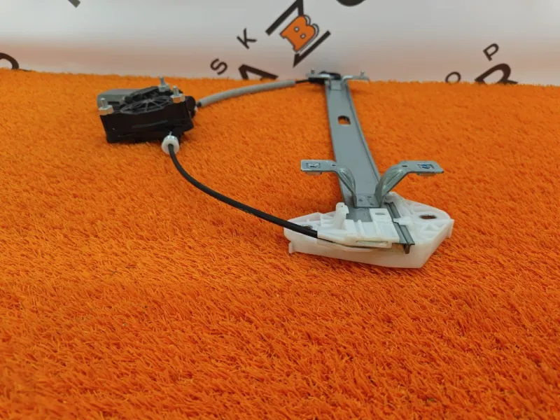 Стеклоподъемник