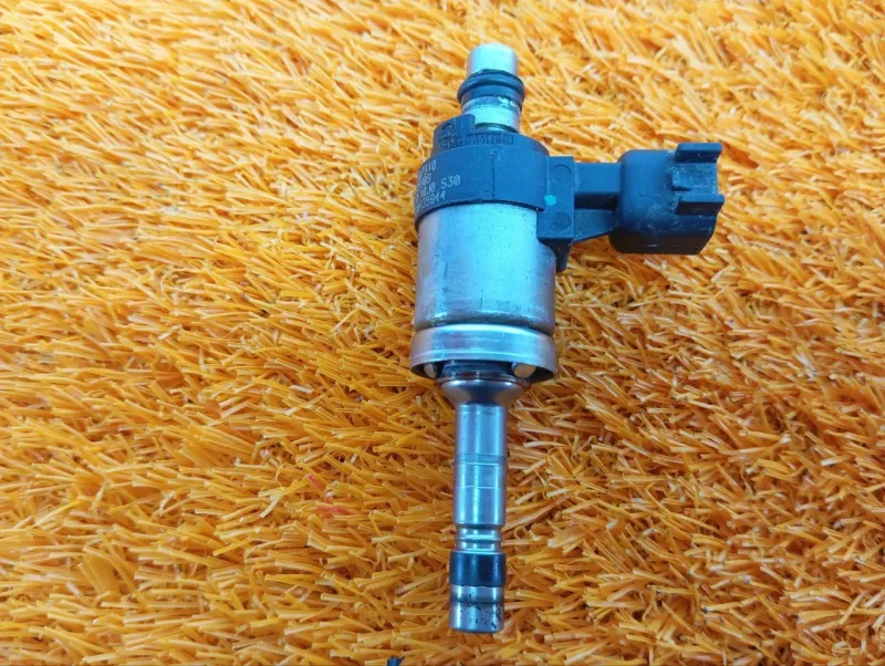 Форсунка топливная