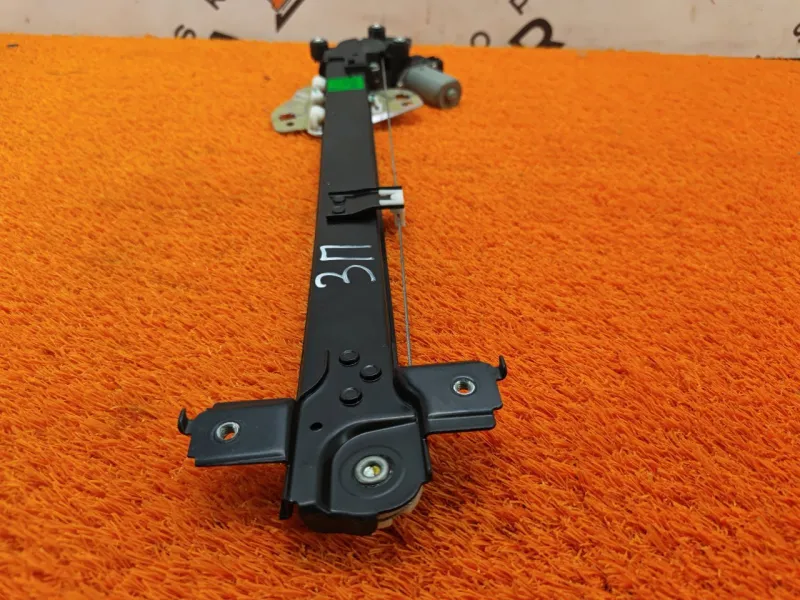 Стеклоподъемник