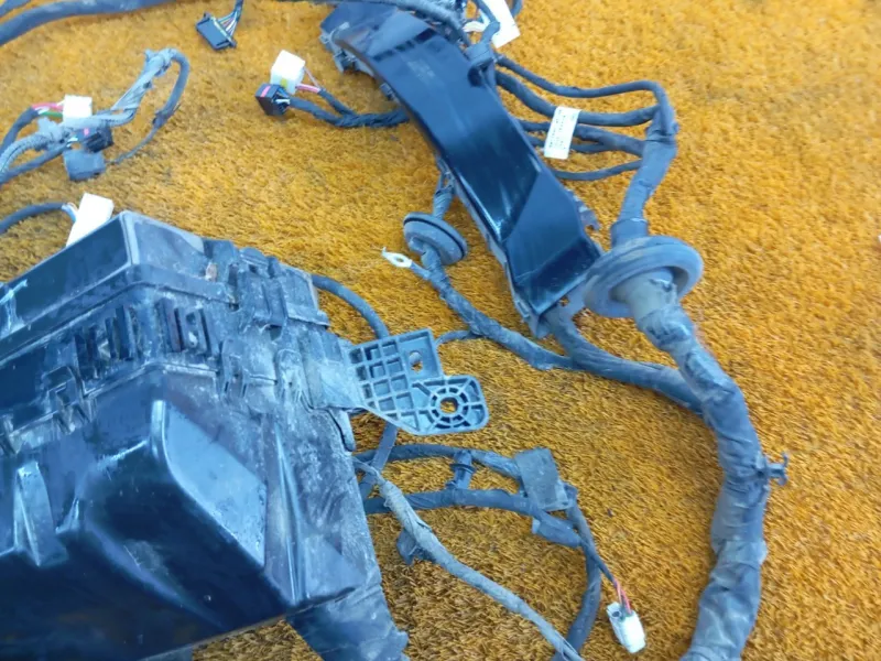 Проводка подкапотная